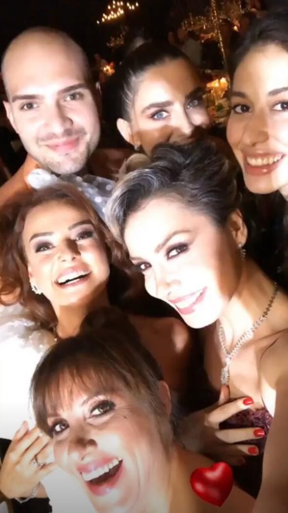 Seda Güven görkemli bir düğünle evlendi! 5