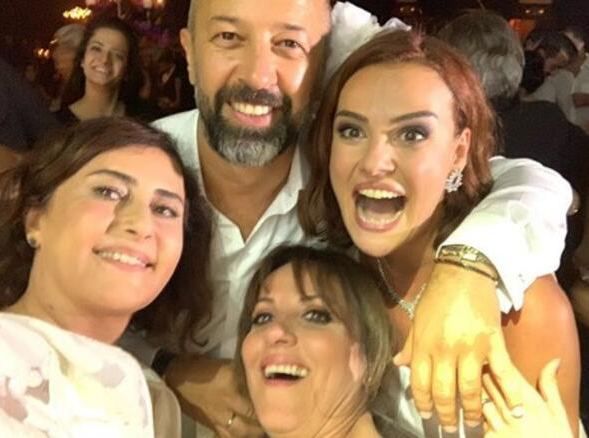 Seda Güven görkemli bir düğünle evlendi! 6
