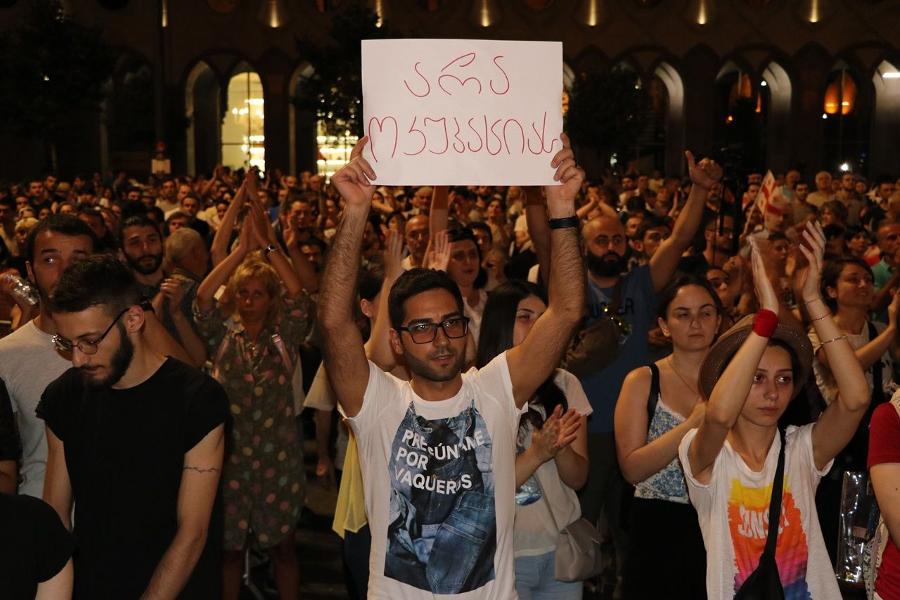 Gürcistan'da protestolar devam ediyor... 5
