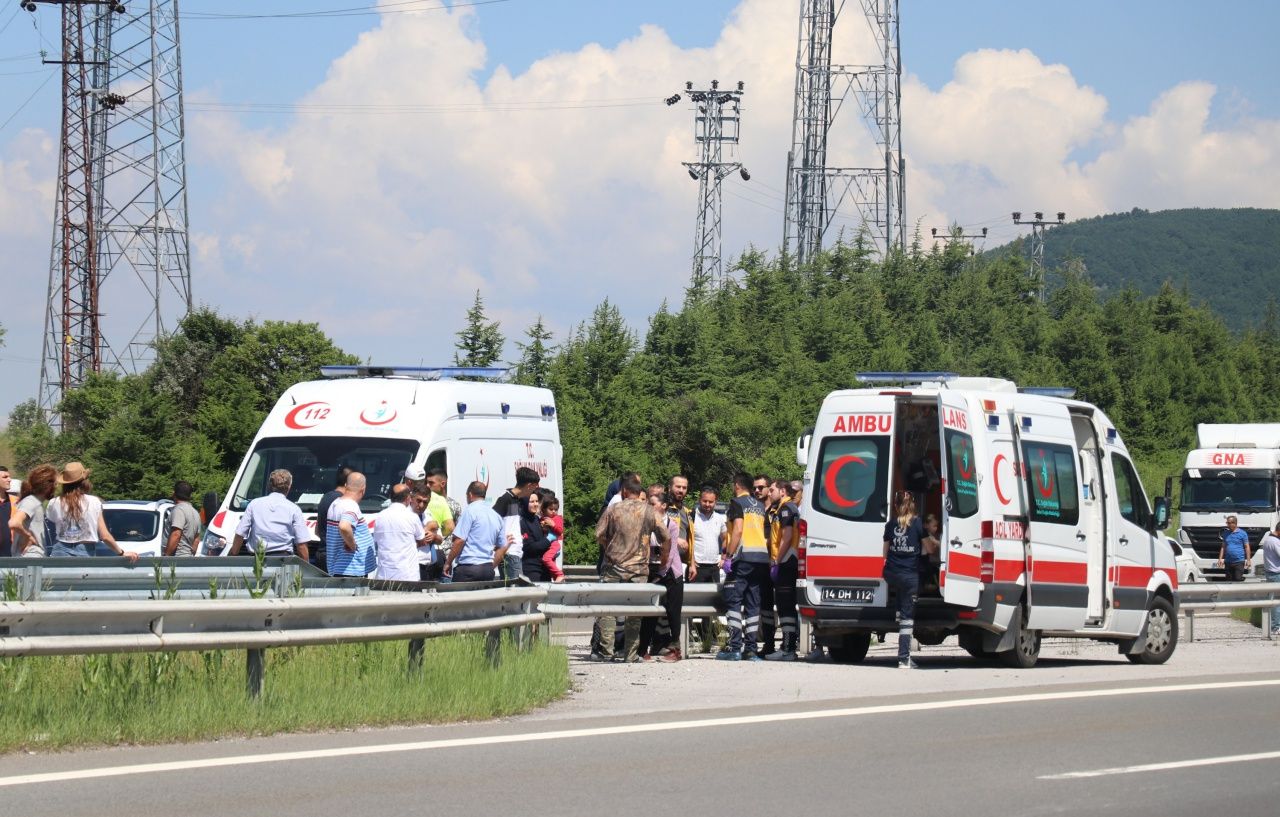 Araçlar alev alev yandı, yol ulaşıma kapandı! 4
