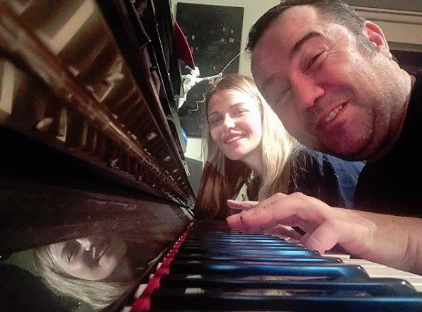 Aslı Turanlı mutluluğu komşu kıyıda buldu! 1