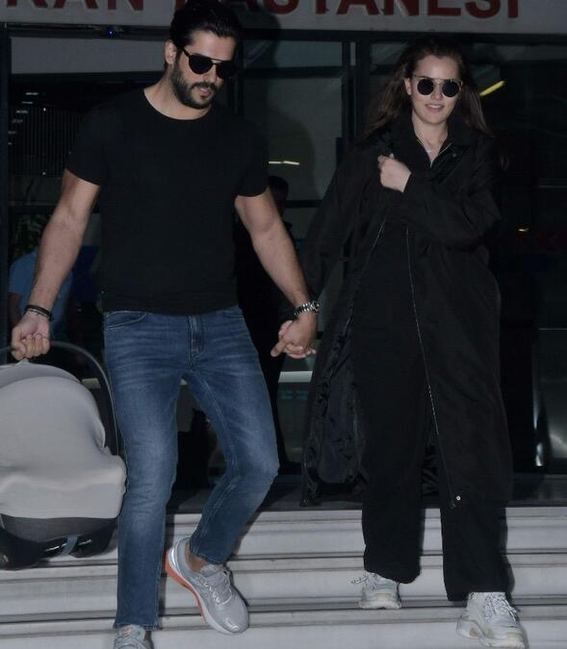 Burak Özçivit ve Fahriye Evcen'in arasına ayrılık girdi! 2