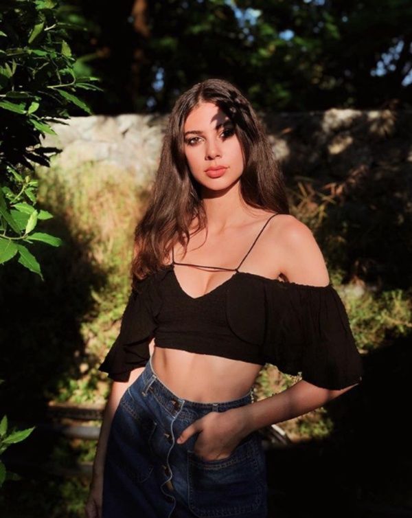 Bikinili pozuyla Kendall Jenner'ı kıskandırdı! 8