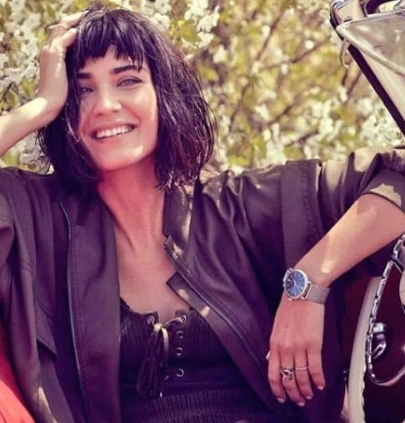 Tuba Büyüküstün'ün bebeği yapıldı! 4