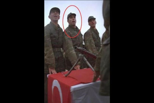 Ünlülerin askerlik fotoğrafları! 24