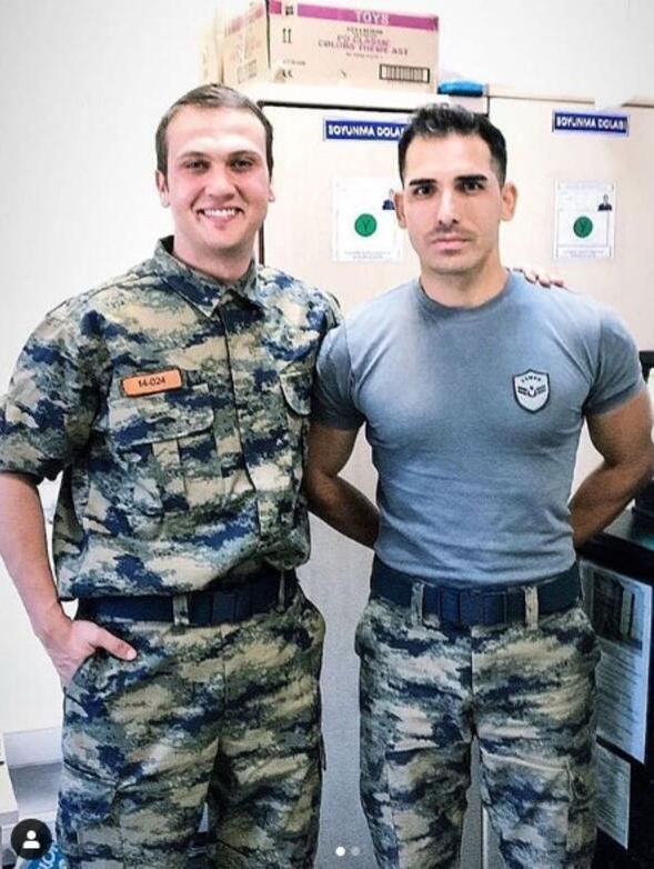 Ünlülerin askerlik fotoğrafları! 3