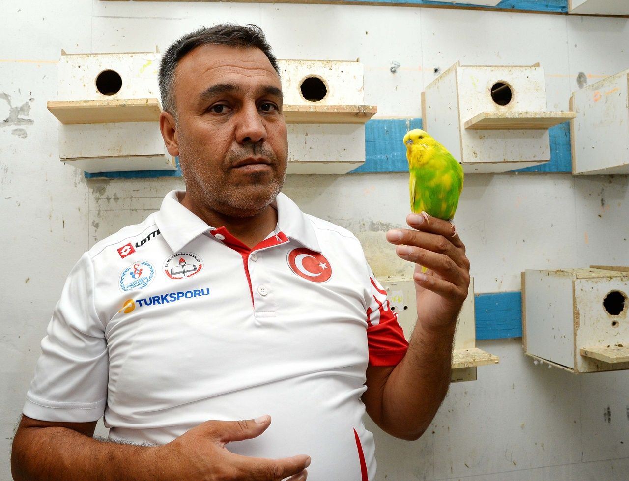Kuşları için doğal yaşam alanı oluşturdu... 15
