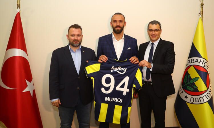 Vedat Muriç'in filmleri aratmayan hikayesi! 16