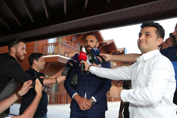 Vedat Muriç'in filmleri aratmayan hikayesi! 17