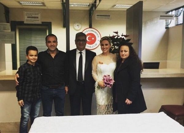 Ünlü sunucu Nur Viral ile Cumhurbaşkanı Başdanışmanı Cemil Ertem boşandı! 13
