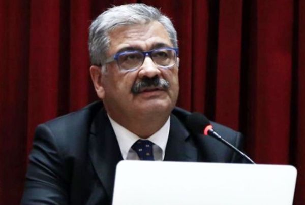 Ünlü sunucu Nur Viral ile Cumhurbaşkanı Başdanışmanı Cemil Ertem boşandı! 4