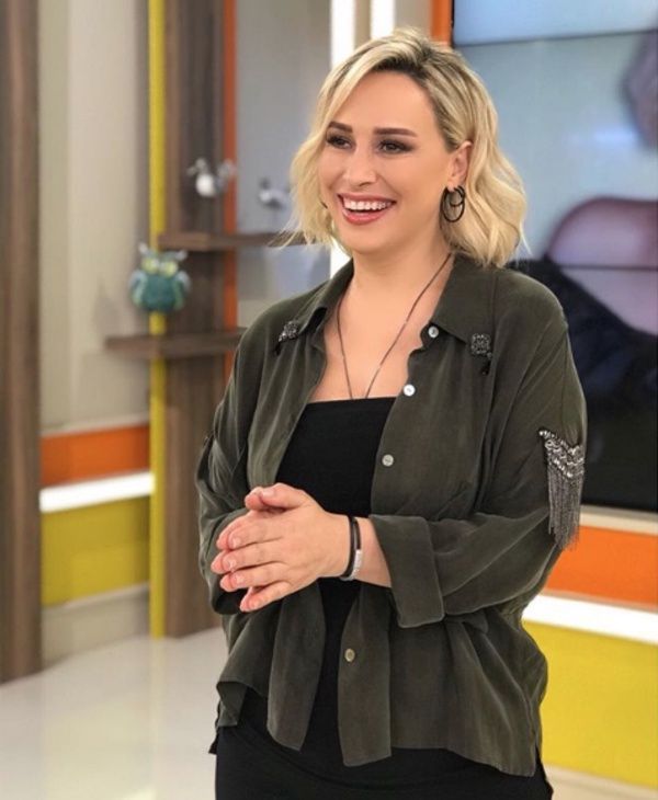 Ünlü sunucu Nur Viral ile Cumhurbaşkanı Başdanışmanı Cemil Ertem boşandı! 7