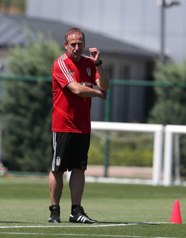 Abdullah Avcı'dan yeni uygulama! 15