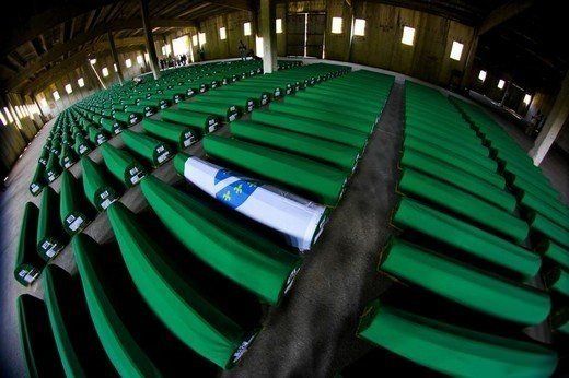 Srebrenitsa Katliamı'nın üzerinden tam 24 yıl geçti! 17