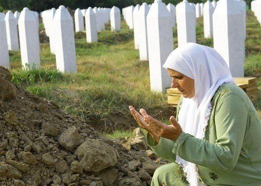 Srebrenitsa Katliamı'nın üzerinden tam 24 yıl geçti! 19
