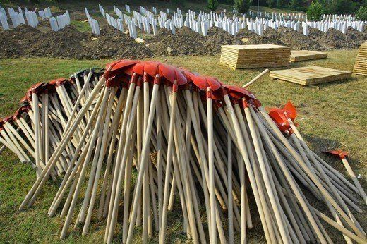 Srebrenitsa Katliamı'nın üzerinden tam 24 yıl geçti! 21