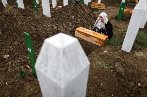 Srebrenitsa Katliamı'nın üzerinden tam 24 yıl geçti! 25