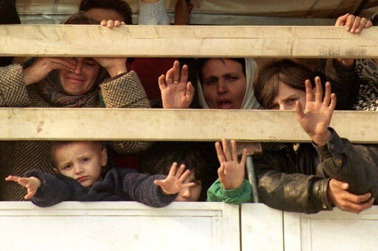 Srebrenitsa Katliamı'nın üzerinden tam 24 yıl geçti! 6