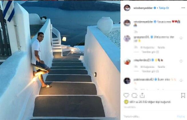 Yıldız golcünün göbeği görenleri şaşırttı! 3
