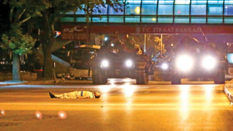 15 Temmuz'u en iyi anlatan 10 kare! 9