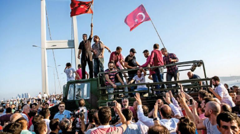 15 Temmuz'u en iyi anlatan 10 kare! 10