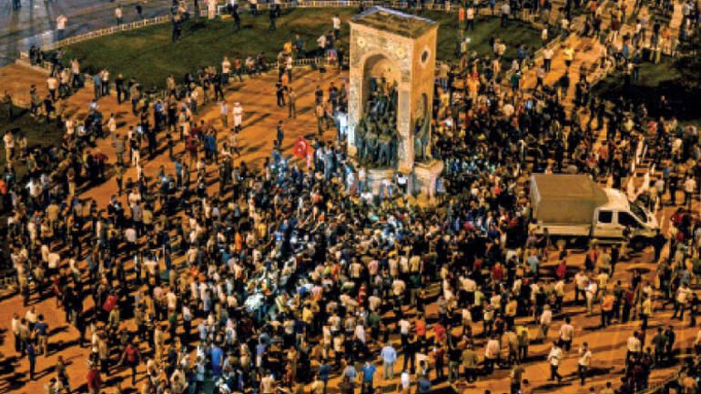 15 Temmuz'u en iyi anlatan 10 kare! 7