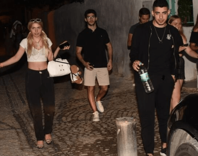 Aleyna Tilki'nin gizemli arkadaşı! Kameraları görünce yüzünü gizledi... 2