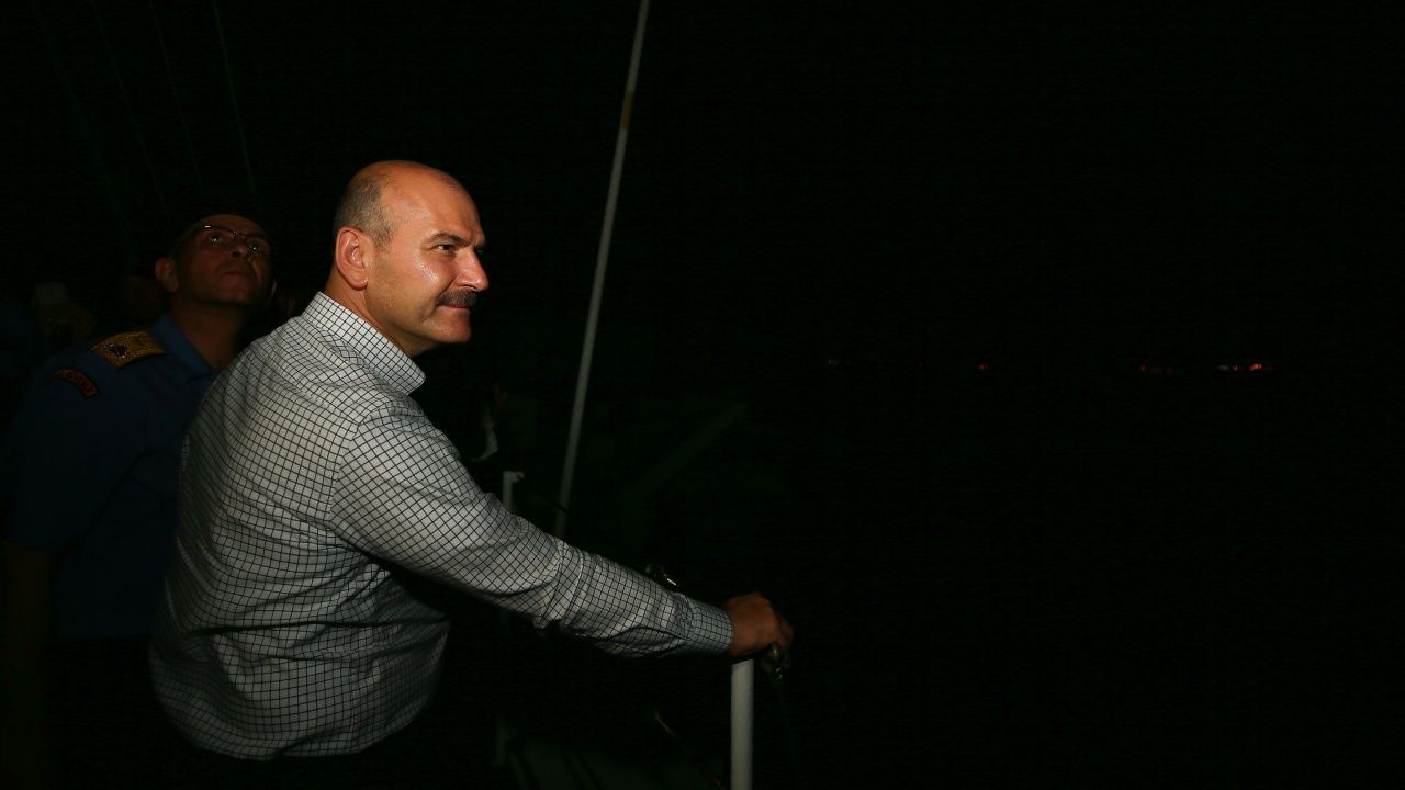 Bakan Soylu'dan gece seyri! 1