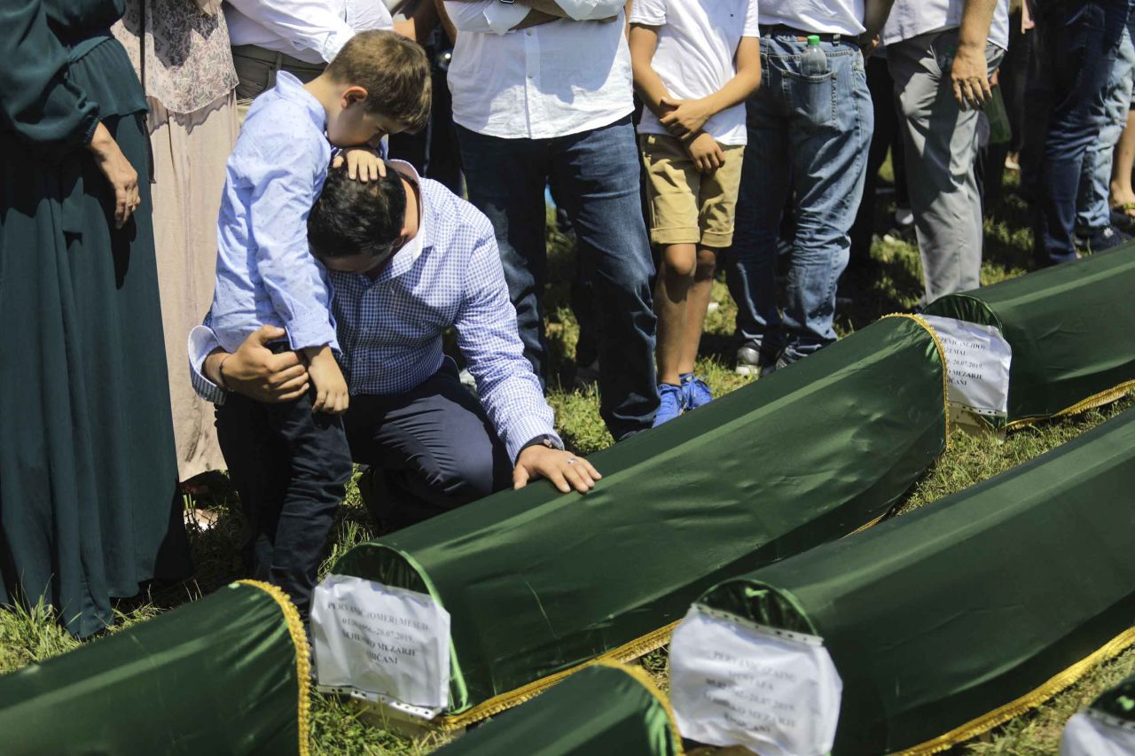 Bosna'da bu acı 27 yıldır daha dün gibi taze... 5