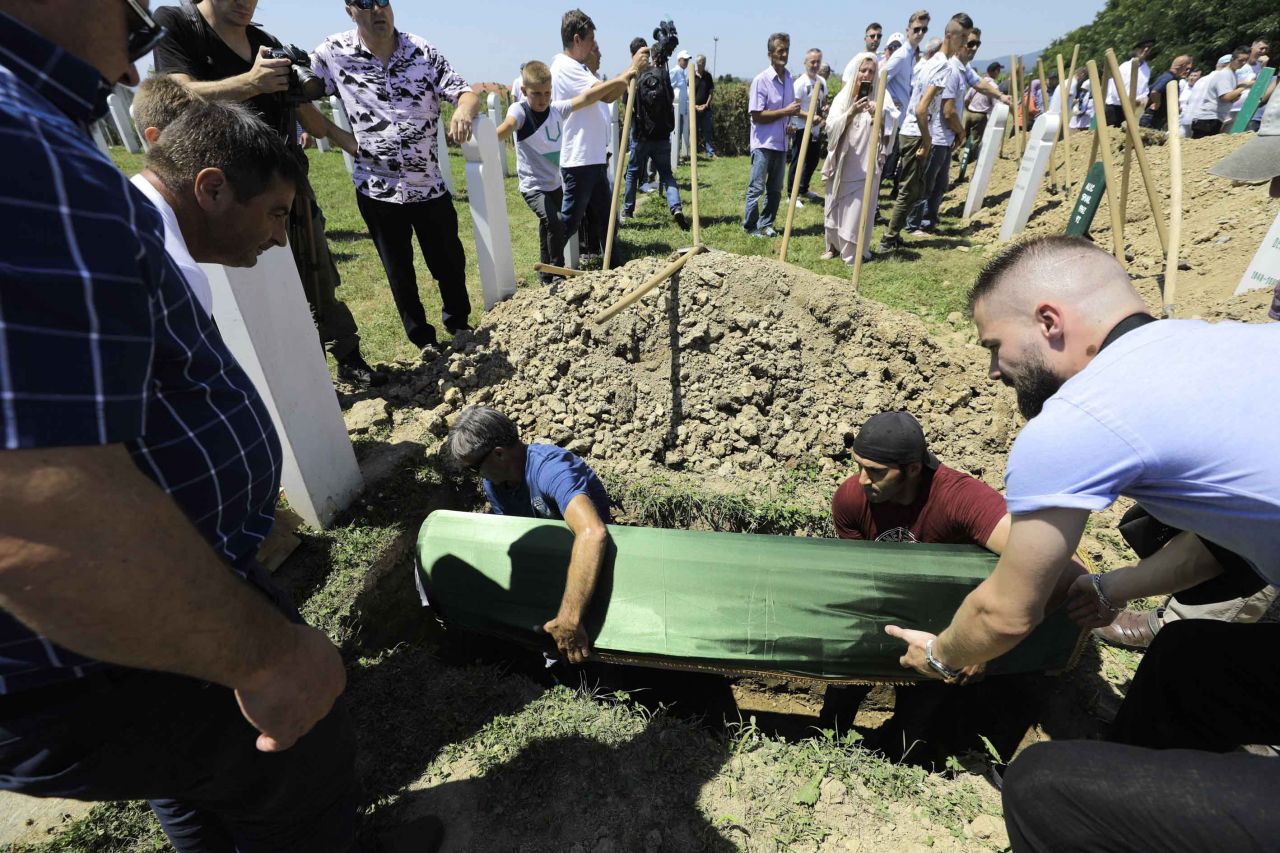 Bosna'da bu acı 27 yıldır daha dün gibi taze... 4