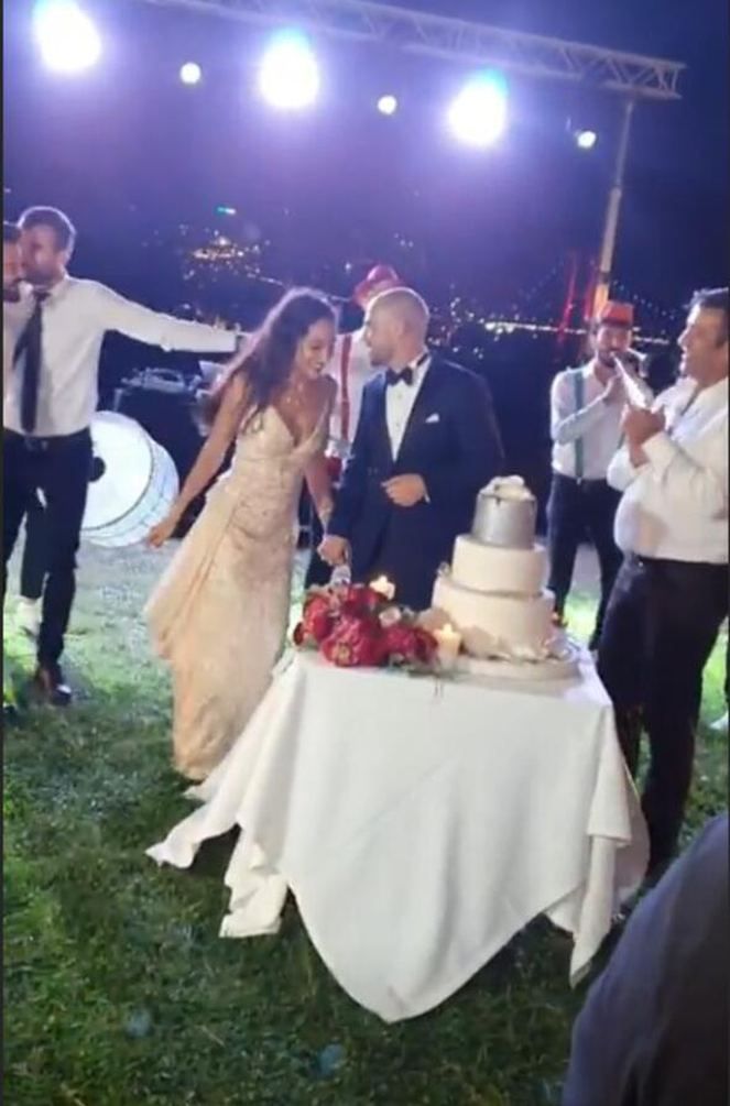 Aslı Enver'in mutlu günü! 9