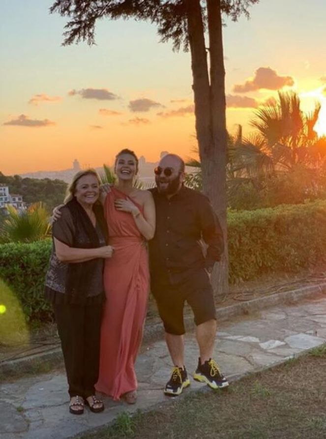 Aslı Enver'in mutlu günü! 3