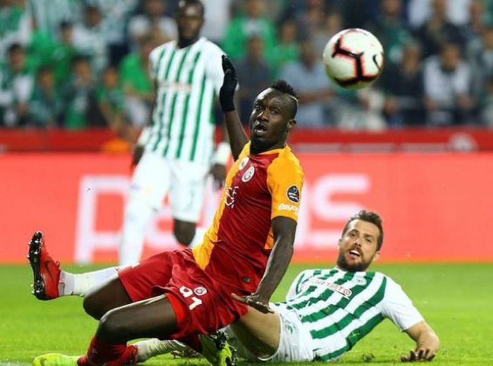 Galatasaray'da 4 ismin bileti kesildi! 10