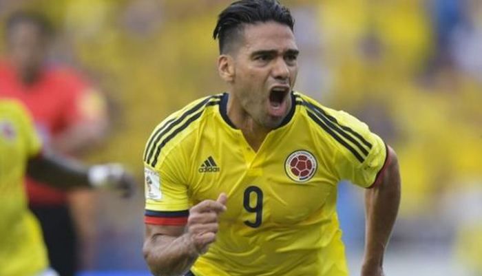 Galatasaray'da 4 ismin bileti kesildi! 13