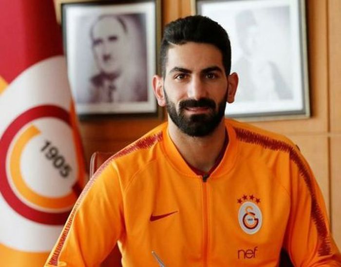 Galatasaray'da 4 ismin bileti kesildi! 15