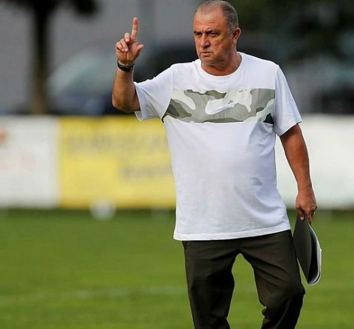 Galatasaray'da 4 ismin bileti kesildi! 5