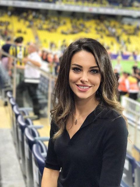 Ünlü oyuncudan aşk iddialarına yanıt gecikmedi! 7