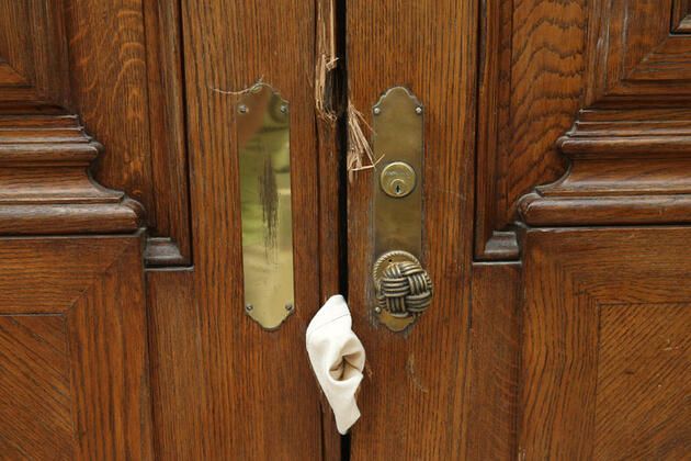 15 yaşındaki kızı Prens Andrew ile ilişkiye zorladılar! 25