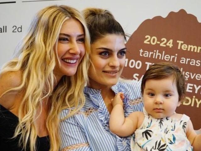İlk imza gününden duygusal paylaşım! 1