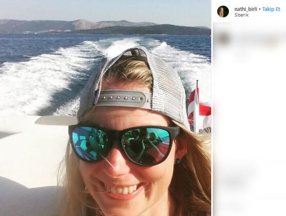 Uyandığında çıplak ve bir sandalyeye bağlıydı! 13