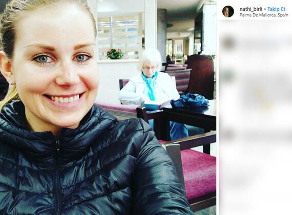 Uyandığında çıplak ve bir sandalyeye bağlıydı! 28
