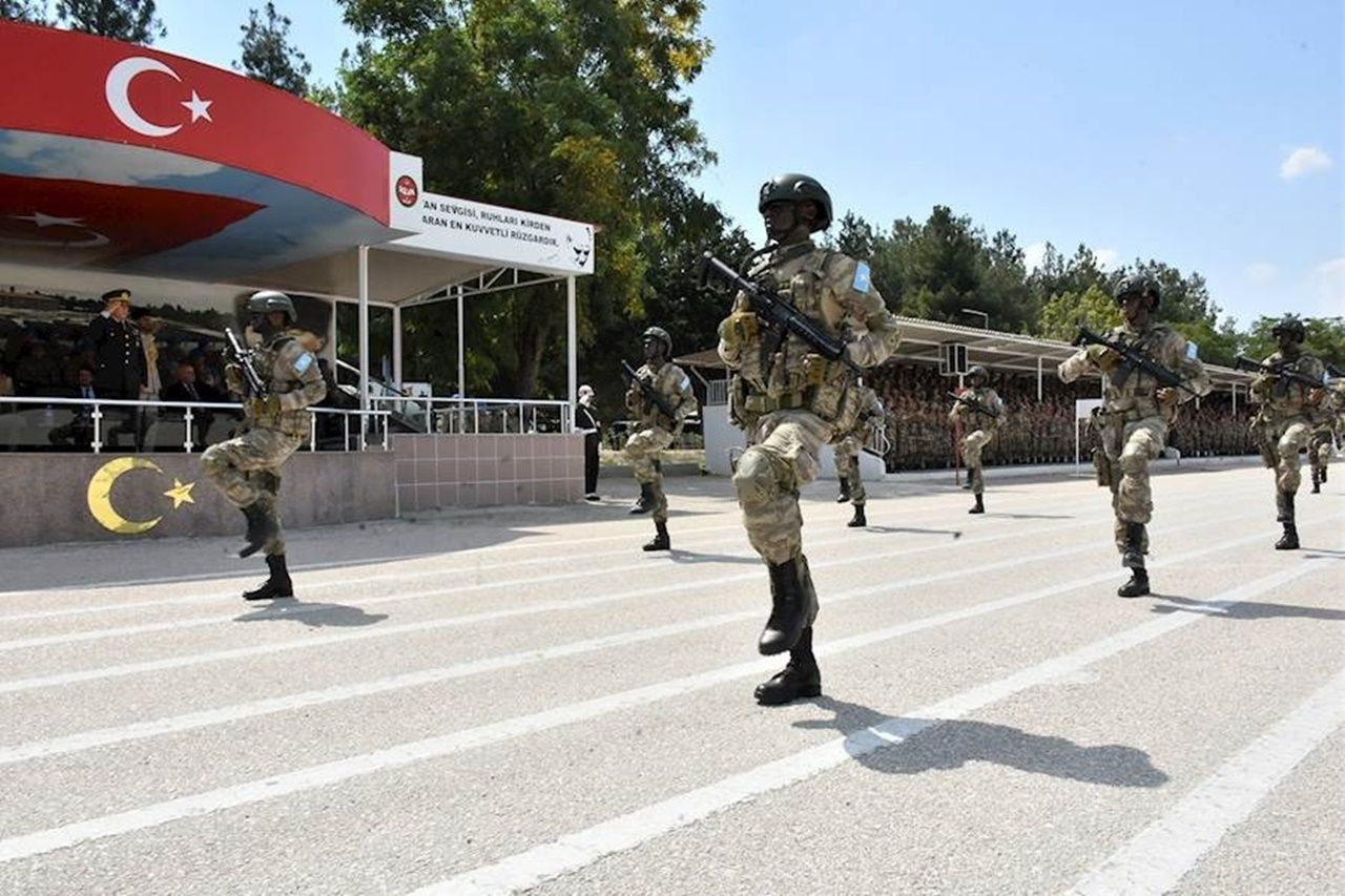 Isparta’da komando eğitimi aldılar... 2