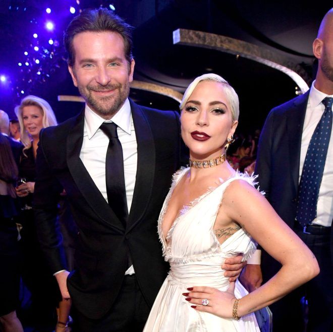 Lady Gaga sağ gösterip sol vurdu! 10