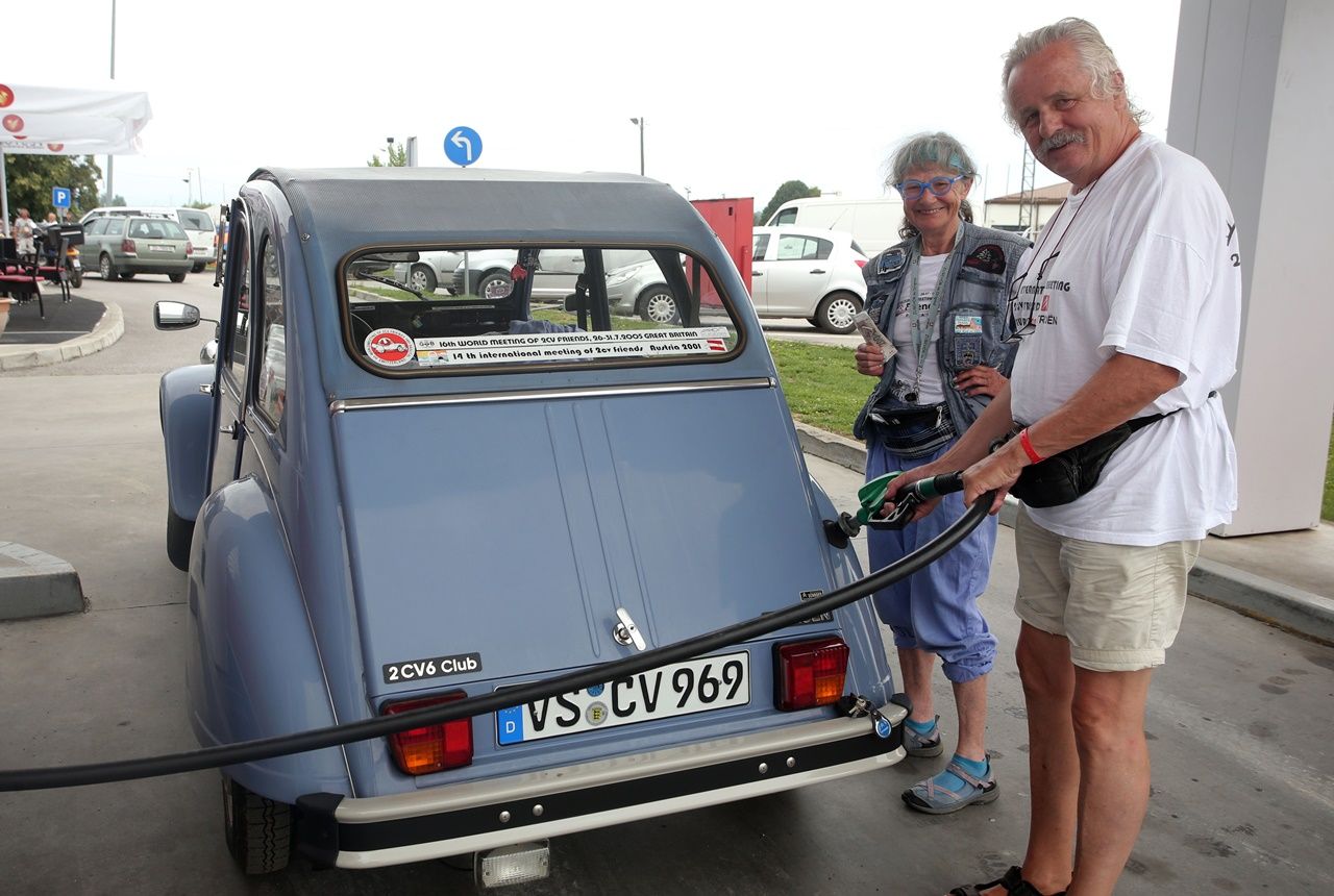 Binlerce klasik otomobil sahibi buluştu... 4