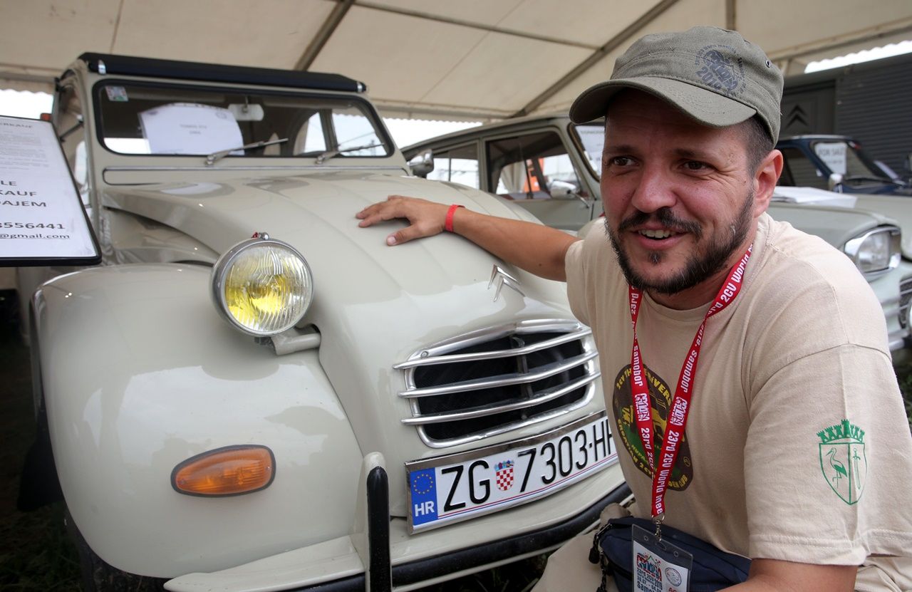 Binlerce klasik otomobil sahibi buluştu... 7