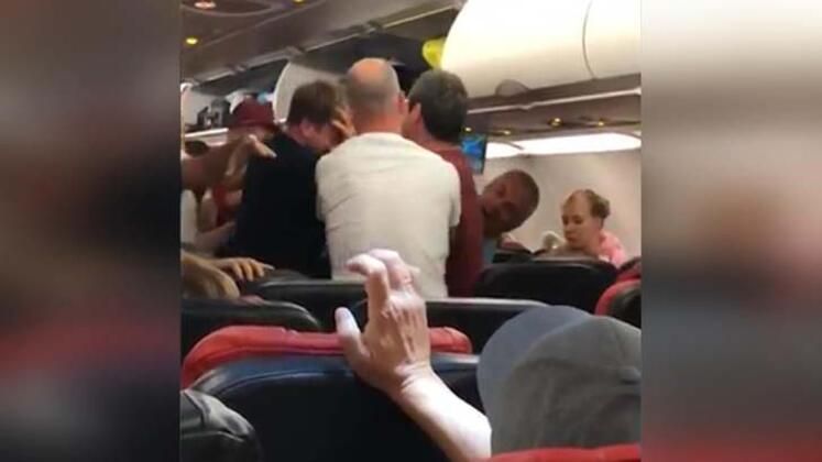 İstanbul'dan kalkan uçakta Rus yolcular... 5