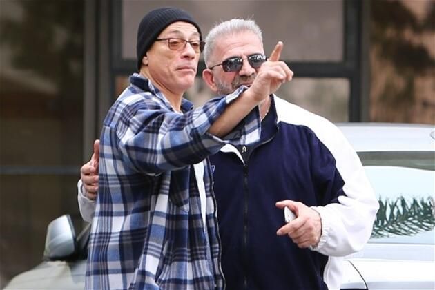Jean Claude Van Damme yıllara meydan okuyor! 3