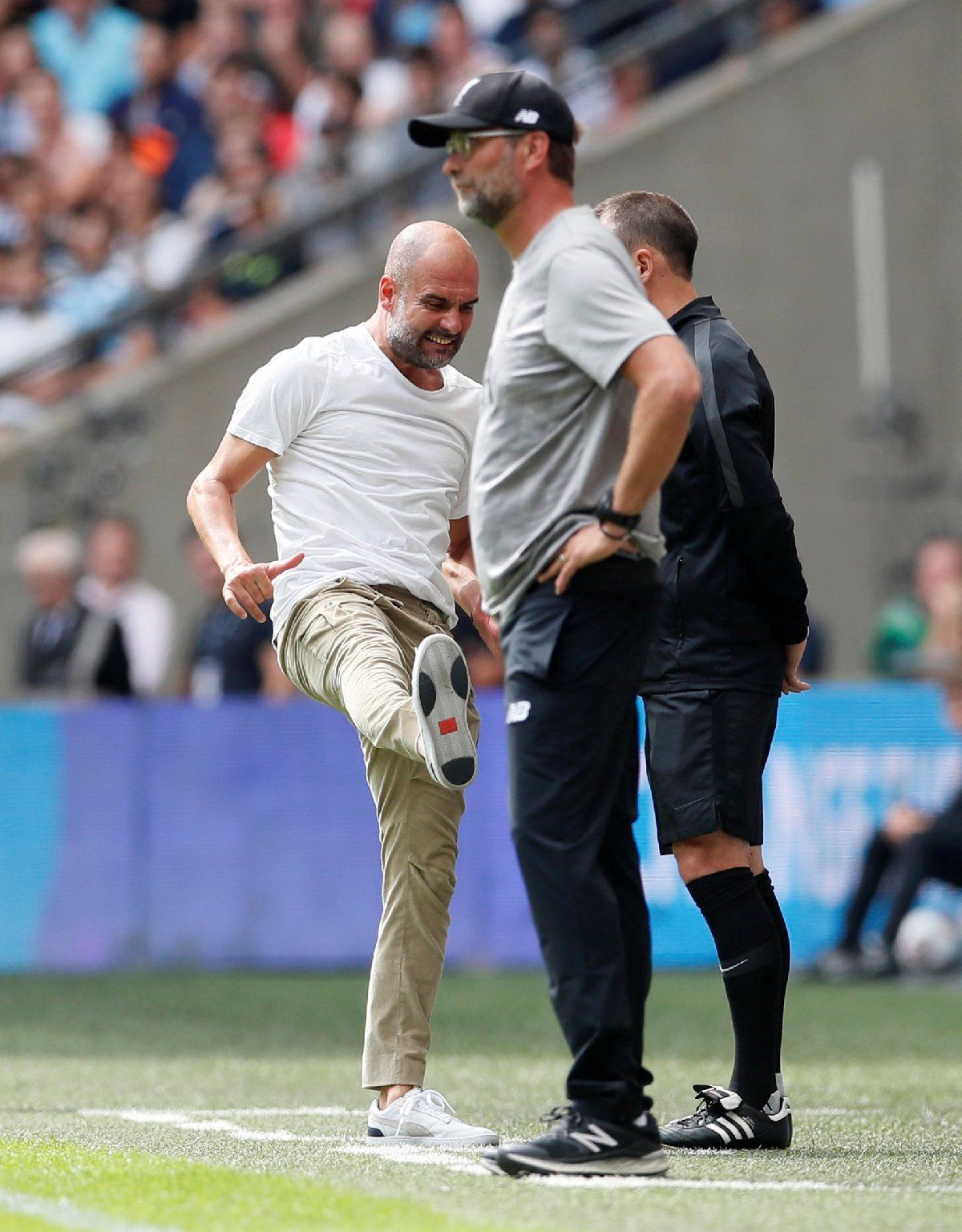 Pep Guardiola bu hareketiyle tarihe geçti! 5