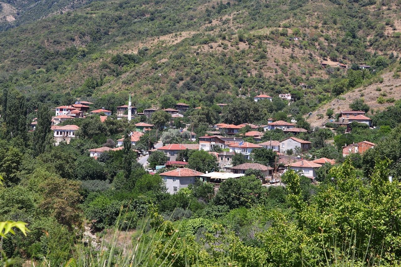 Uçmakdere ziyaretçilerini büyülüyor... 3