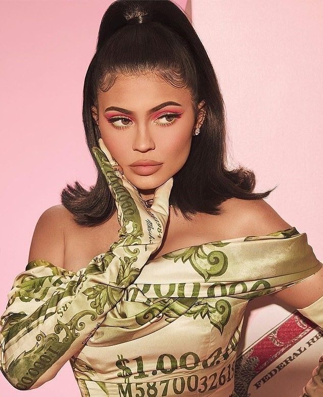 Kylie Jenner doğum günü için lüks yat kiraladı! 1